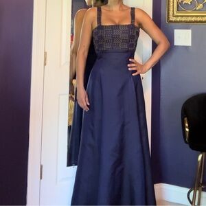 Vincini Couture Size Small Formal Dress